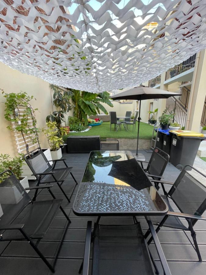 Agreable Appartement Dans Une Maison 생드니 외부 사진