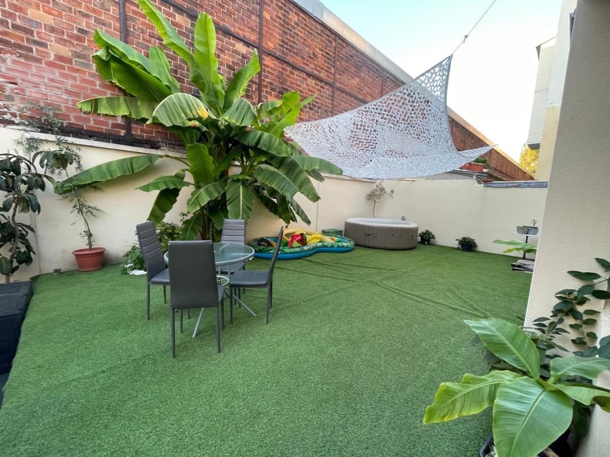 Agreable Appartement Dans Une Maison 생드니 외부 사진