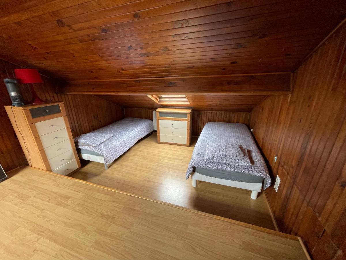 Agreable Appartement Dans Une Maison 생드니 외부 사진
