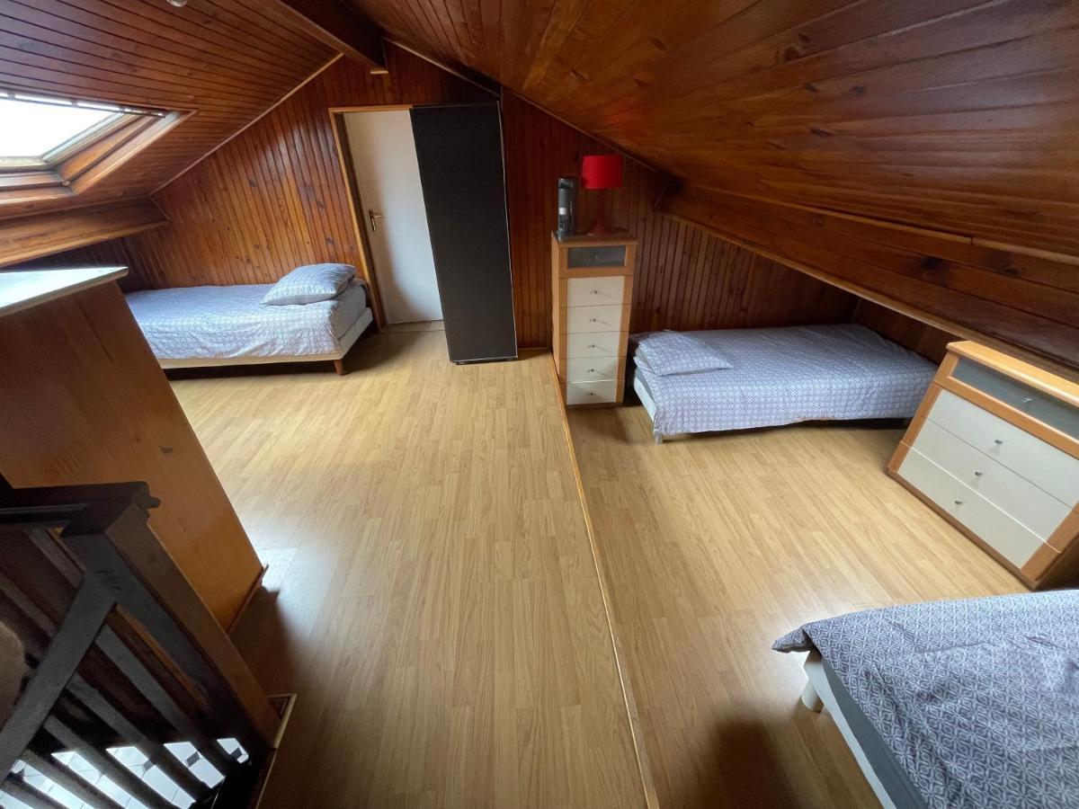 Agreable Appartement Dans Une Maison 생드니 외부 사진